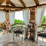 Casa de Férias Valy By Interhome