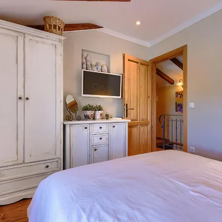 Vali By Interhome *
