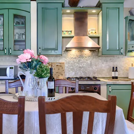 Holiday home Vali By Interhome