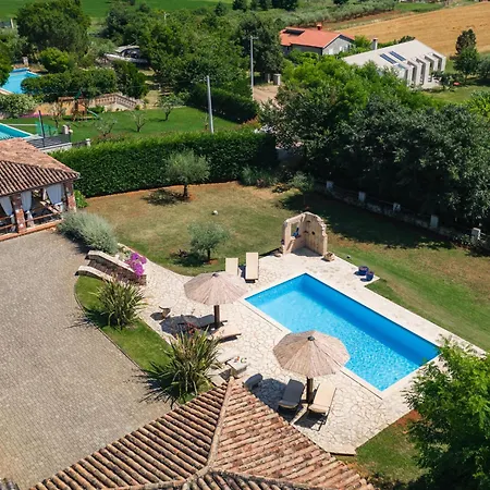 Vali By Interhome * Porec